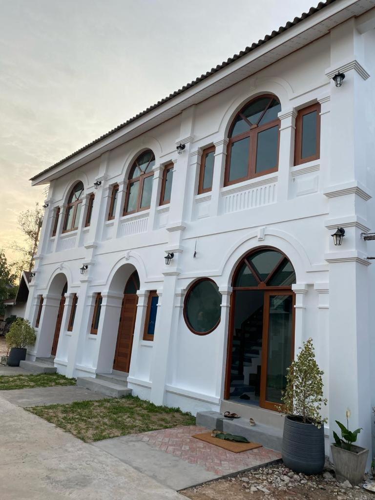 B2 Hotel Savannakhet Exterior foto